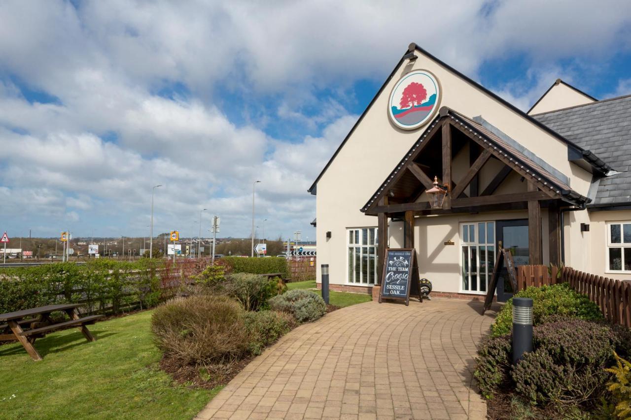 Sessile Oak, Llanelli By Marston'S Inns Exteriör bild